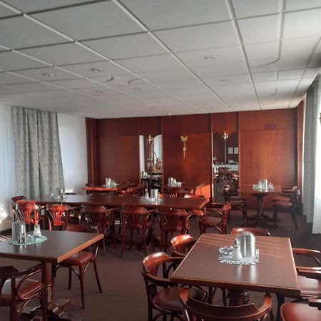 Lauchhammer Hotel Zum Mueckenberger Hof מראה חיצוני תמונה